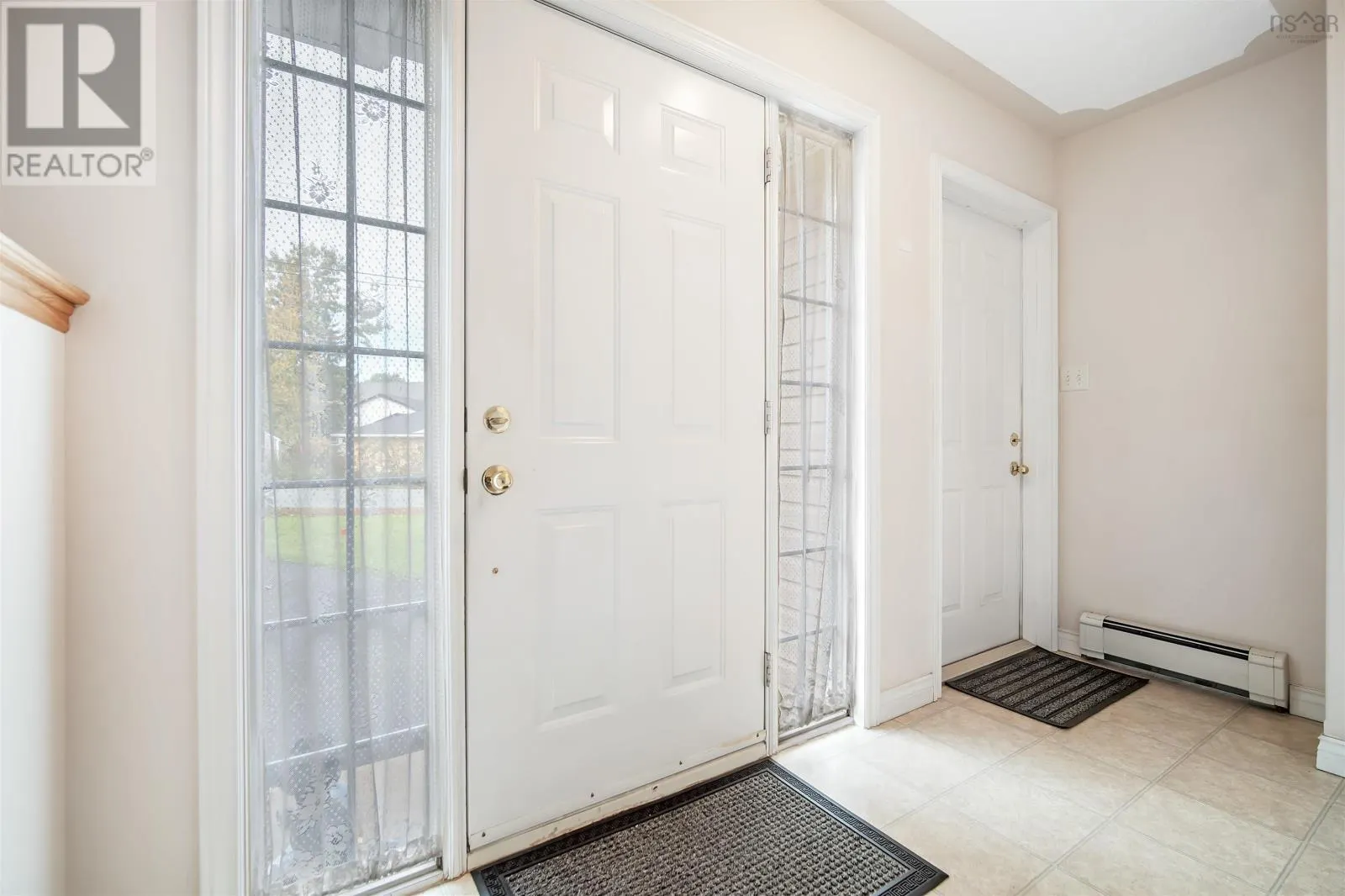28 Fort Sackville Road