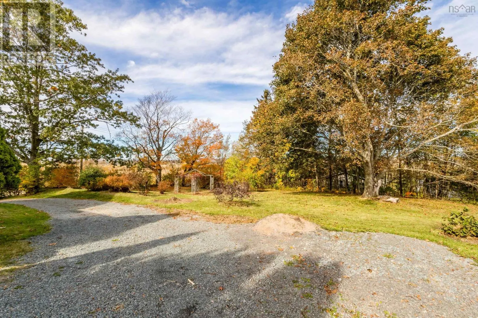 1542 Highway 358
