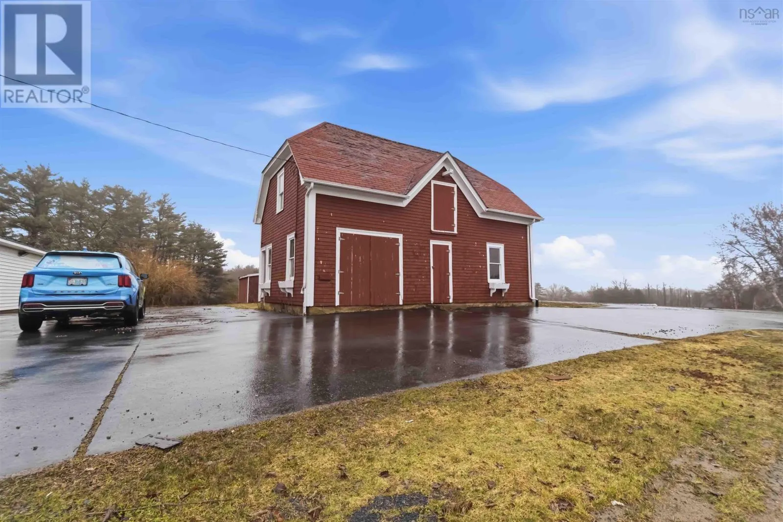 2820 Highway 325