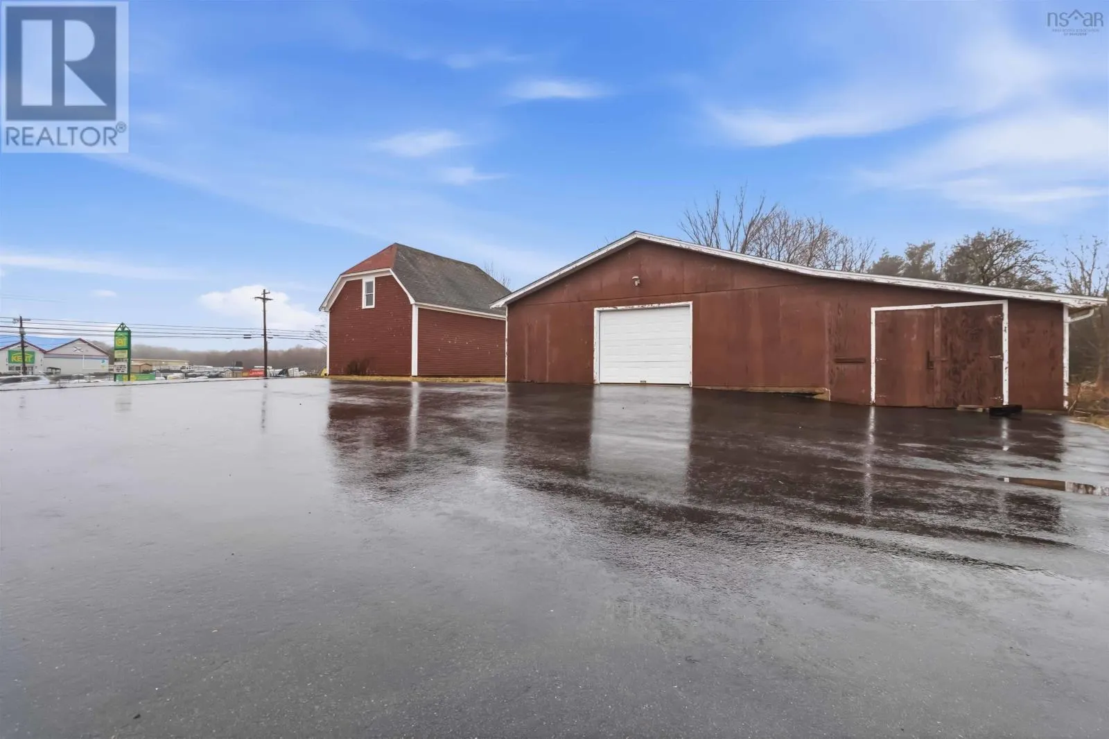 2820 Highway 325
