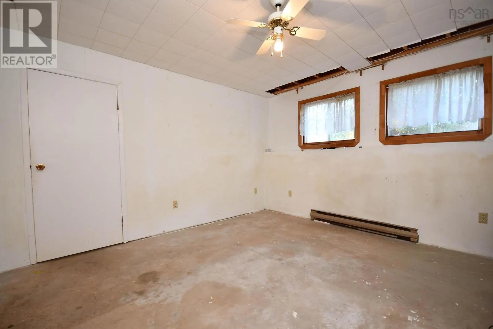 9 Briarwood Drive