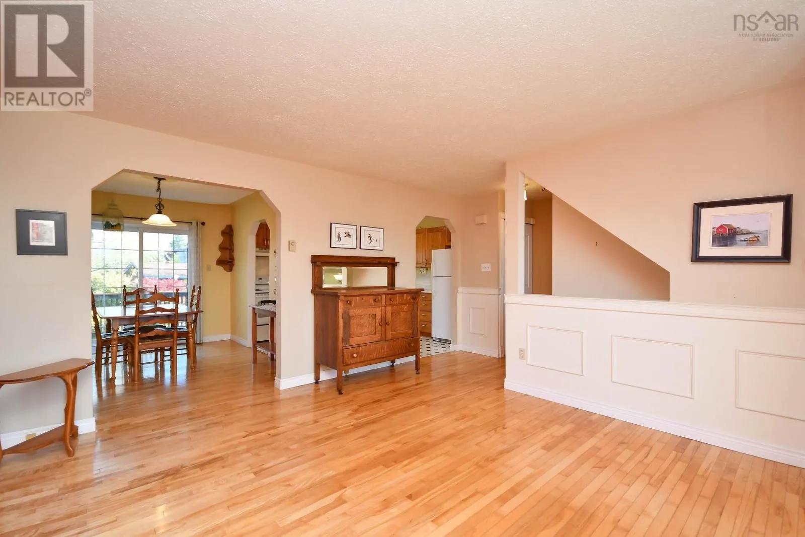 9 Briarwood Drive