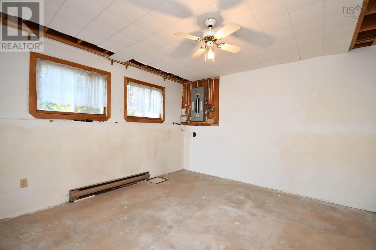 9 Briarwood Drive