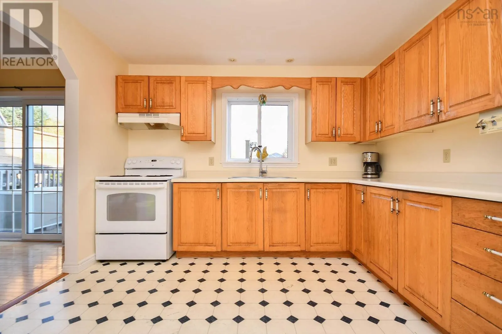 9 Briarwood Drive