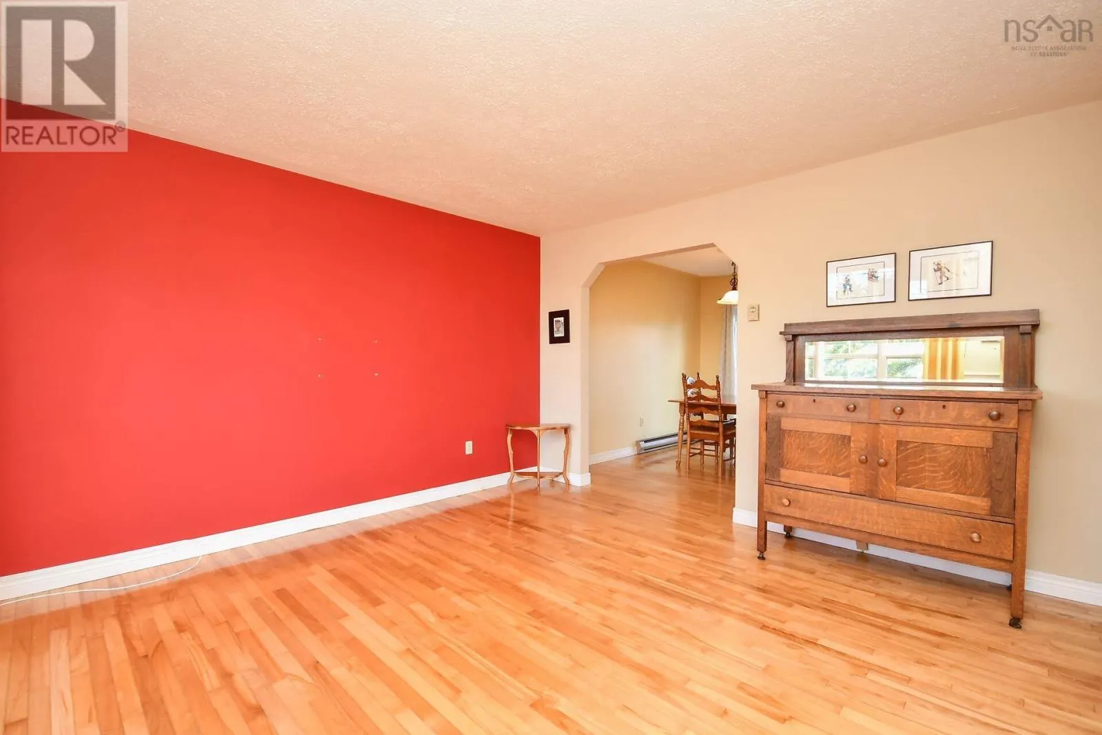 9 Briarwood Drive