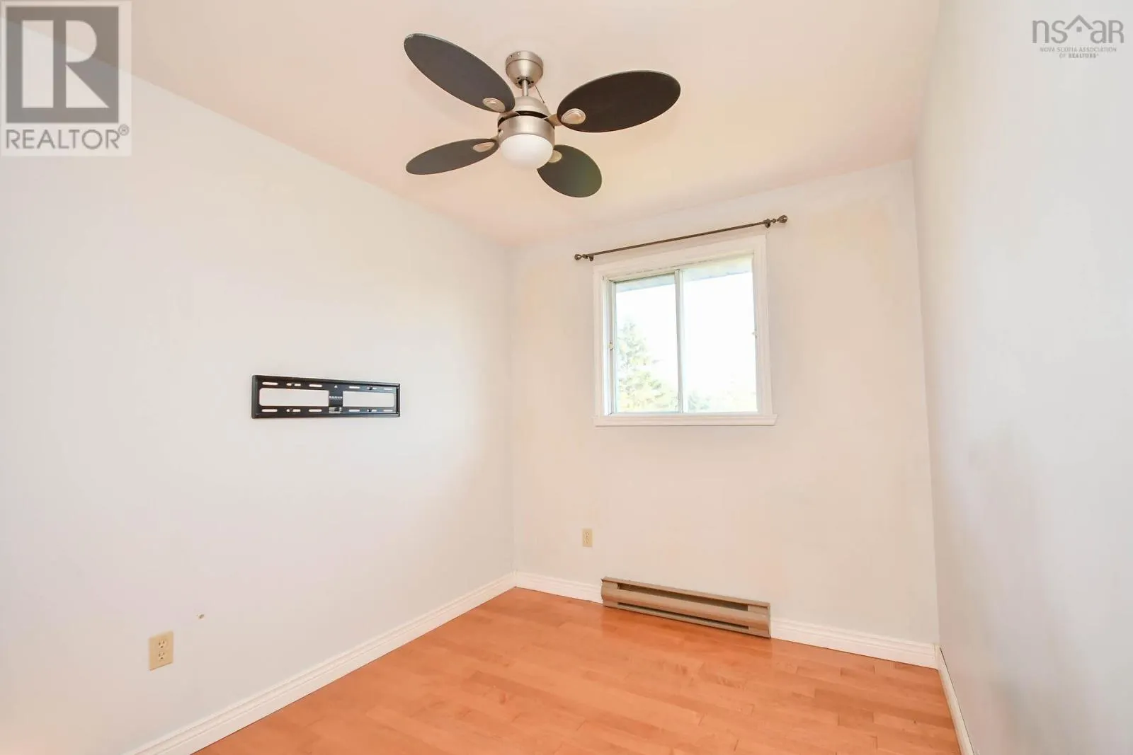 9 Briarwood Drive