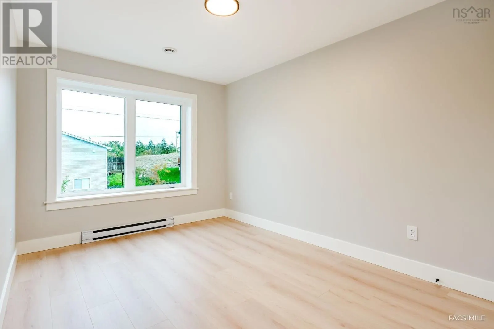 25A 184 Honeygold Drive