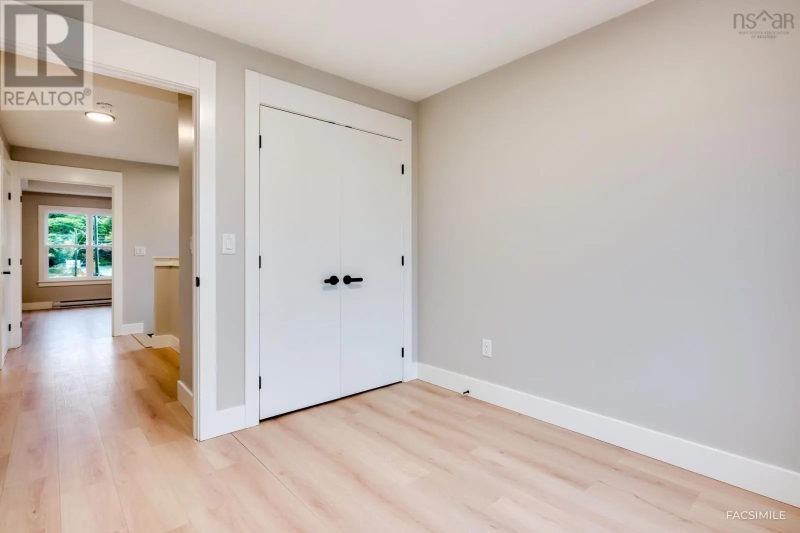 25A 184 Honeygold Drive