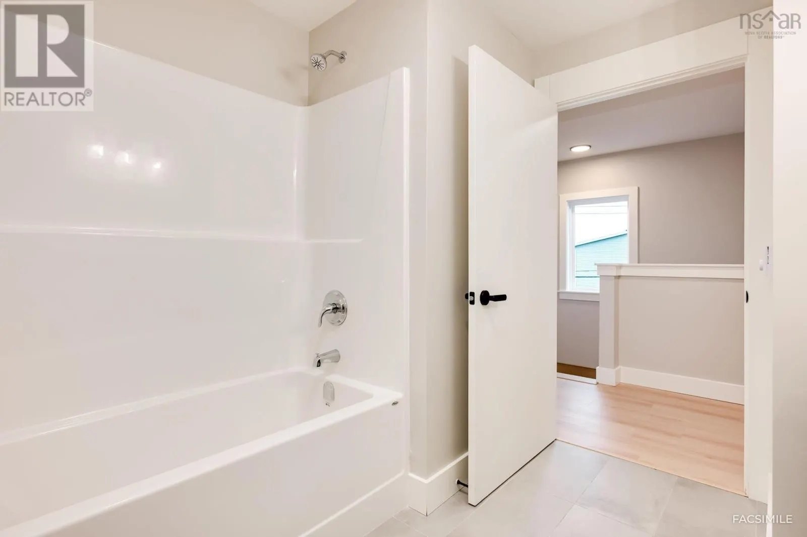 25A 184 Honeygold Drive