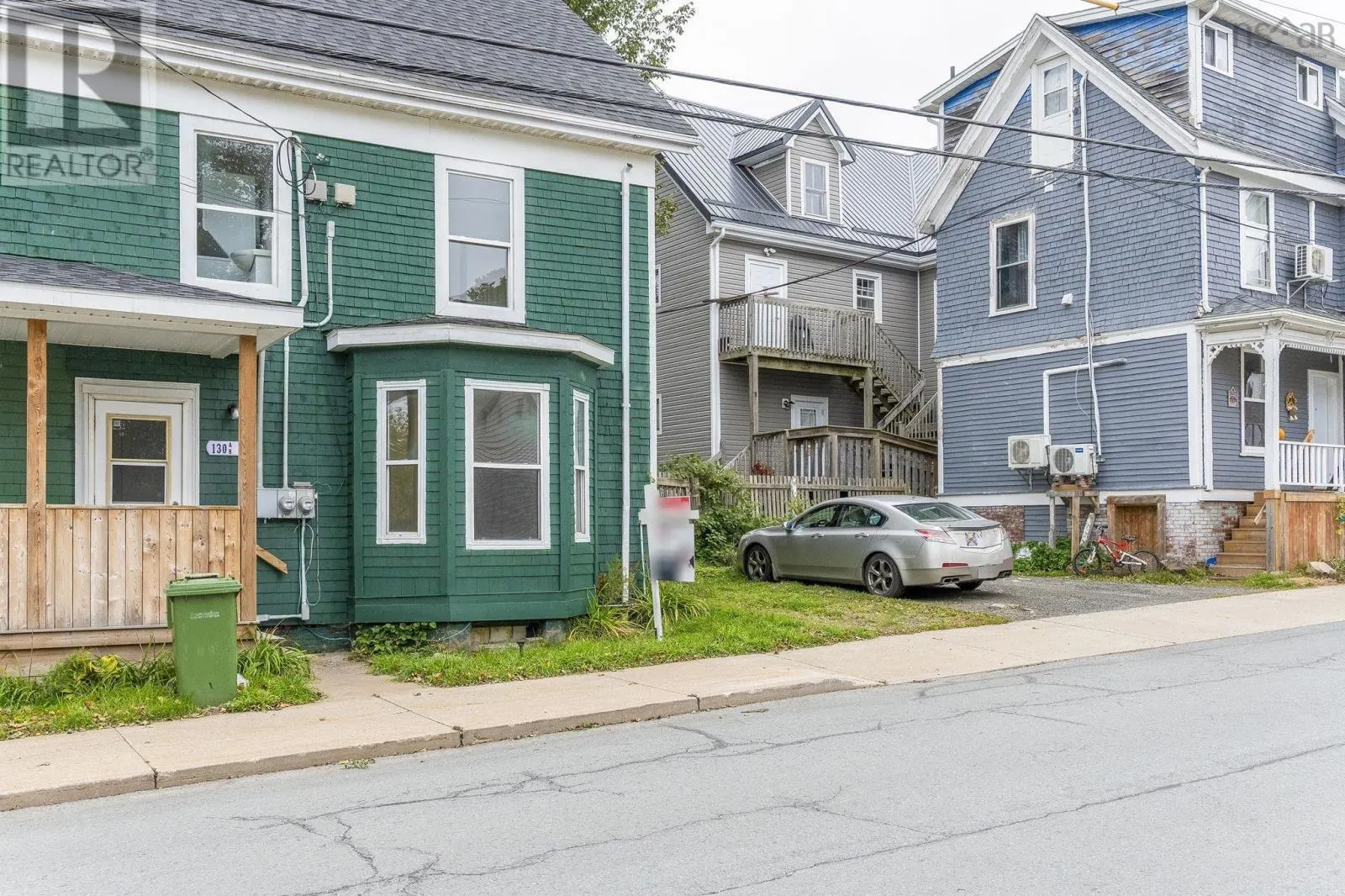B 130 Gray Street