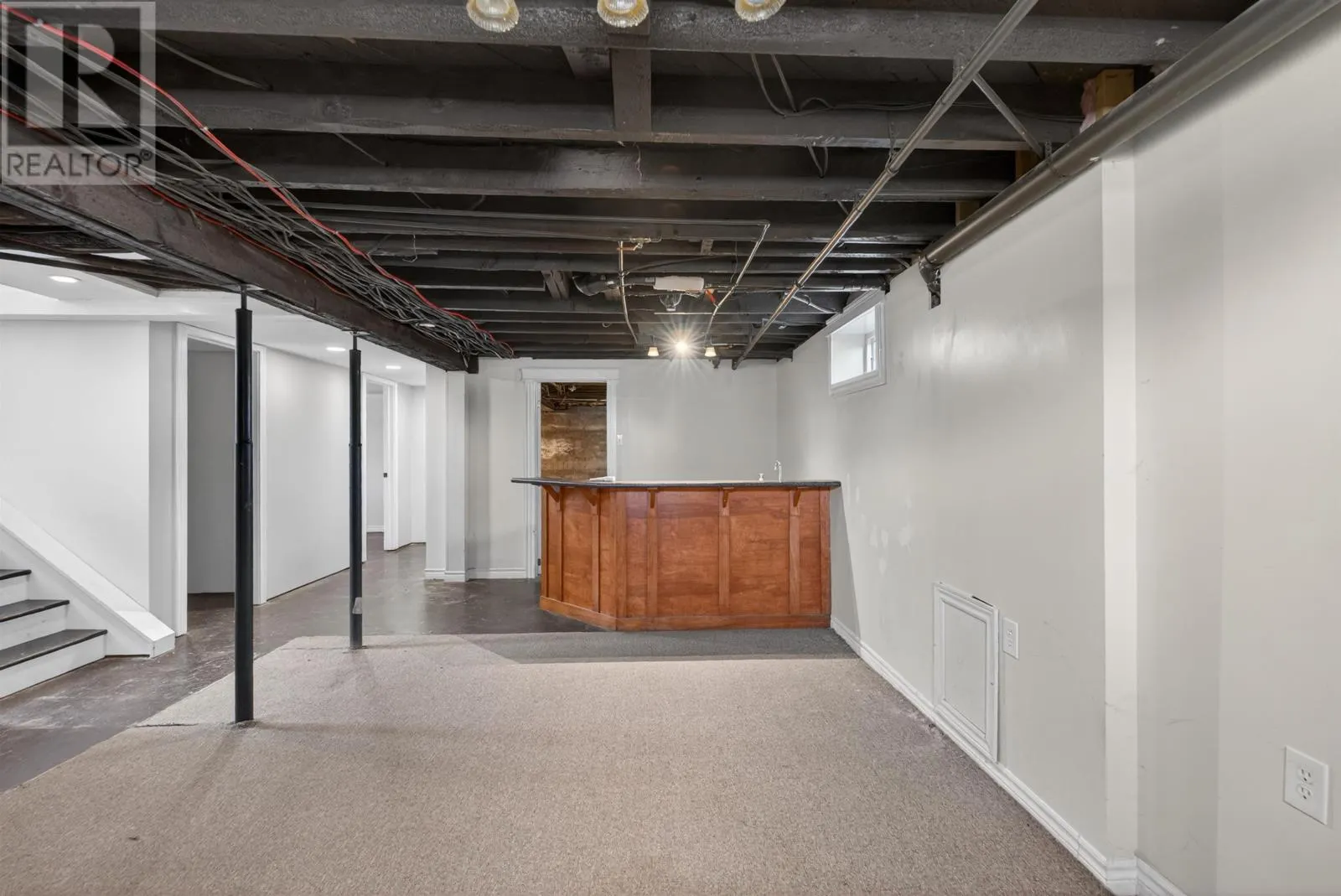 289 Granville St