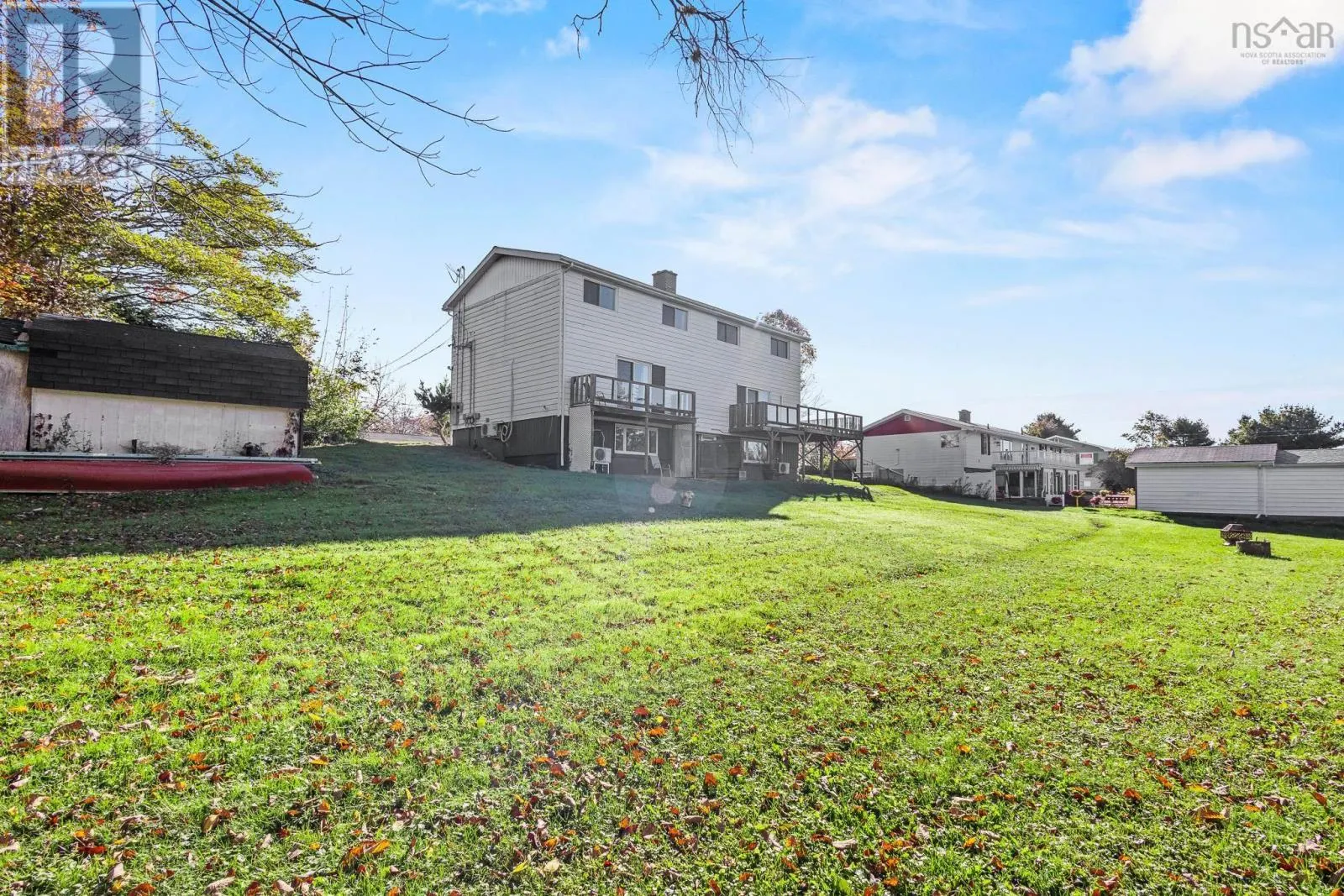 A & B 86 Oakes Road