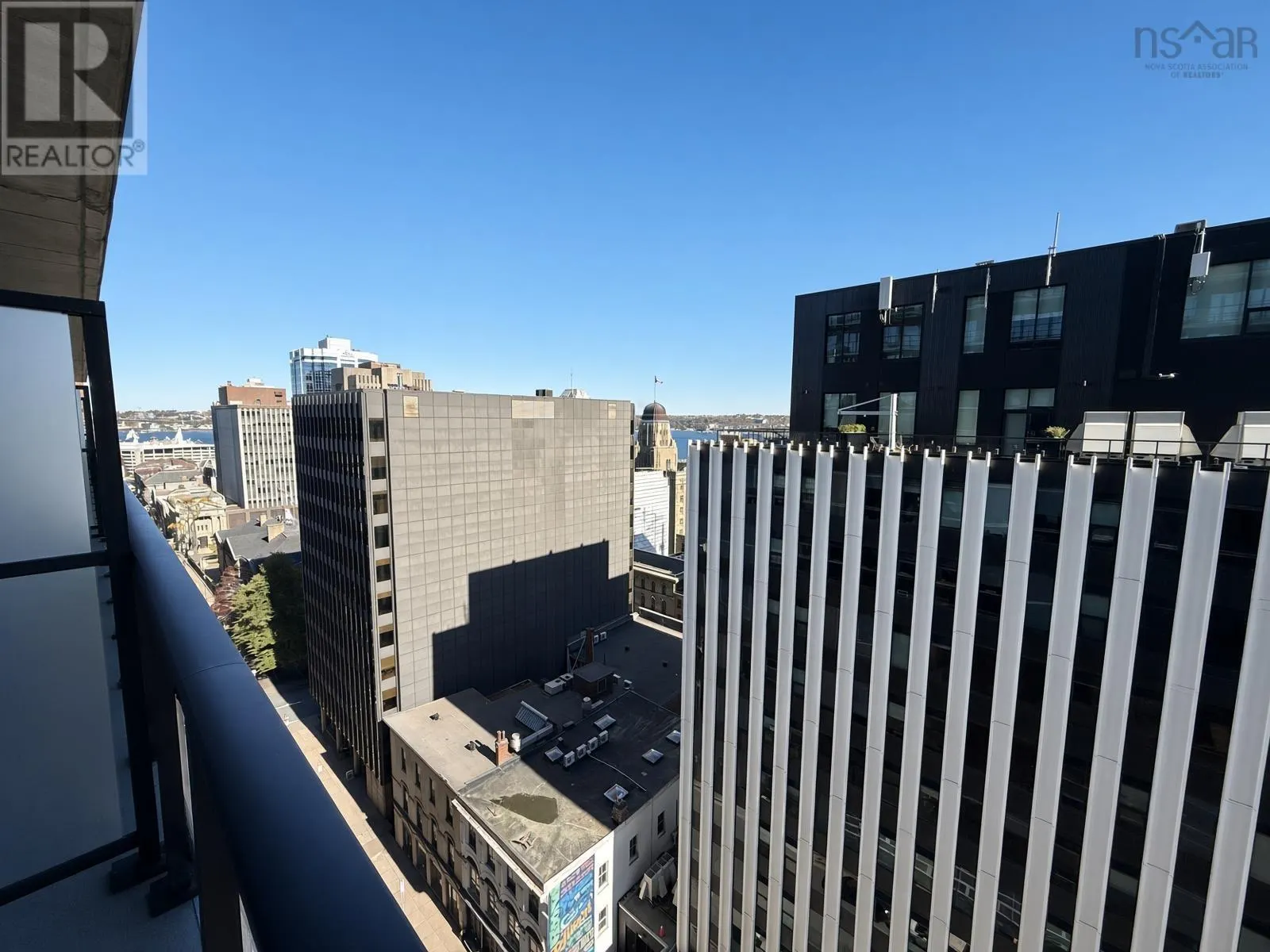 1206 1650 Granville Street