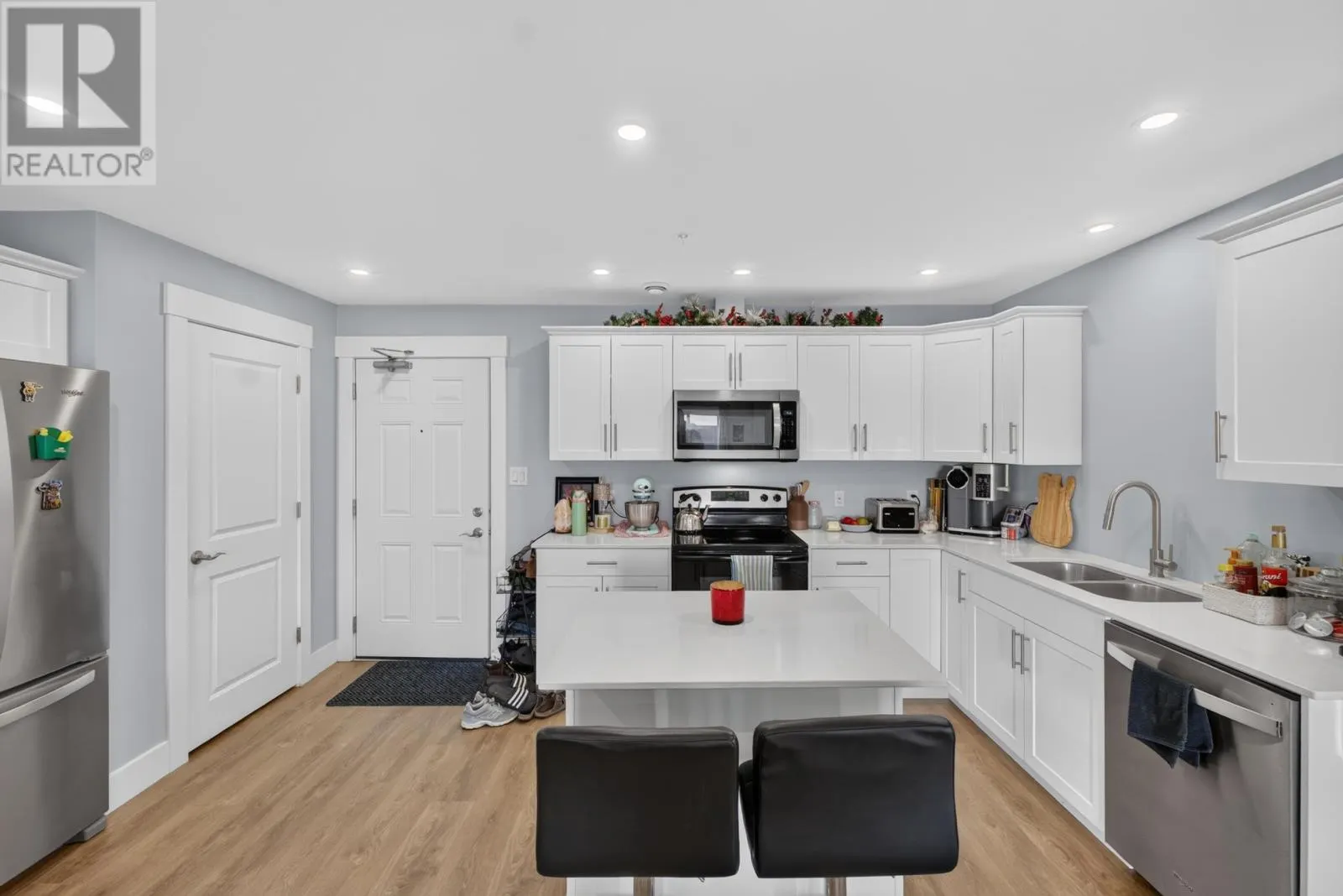 401 24 GILBERT Drive
