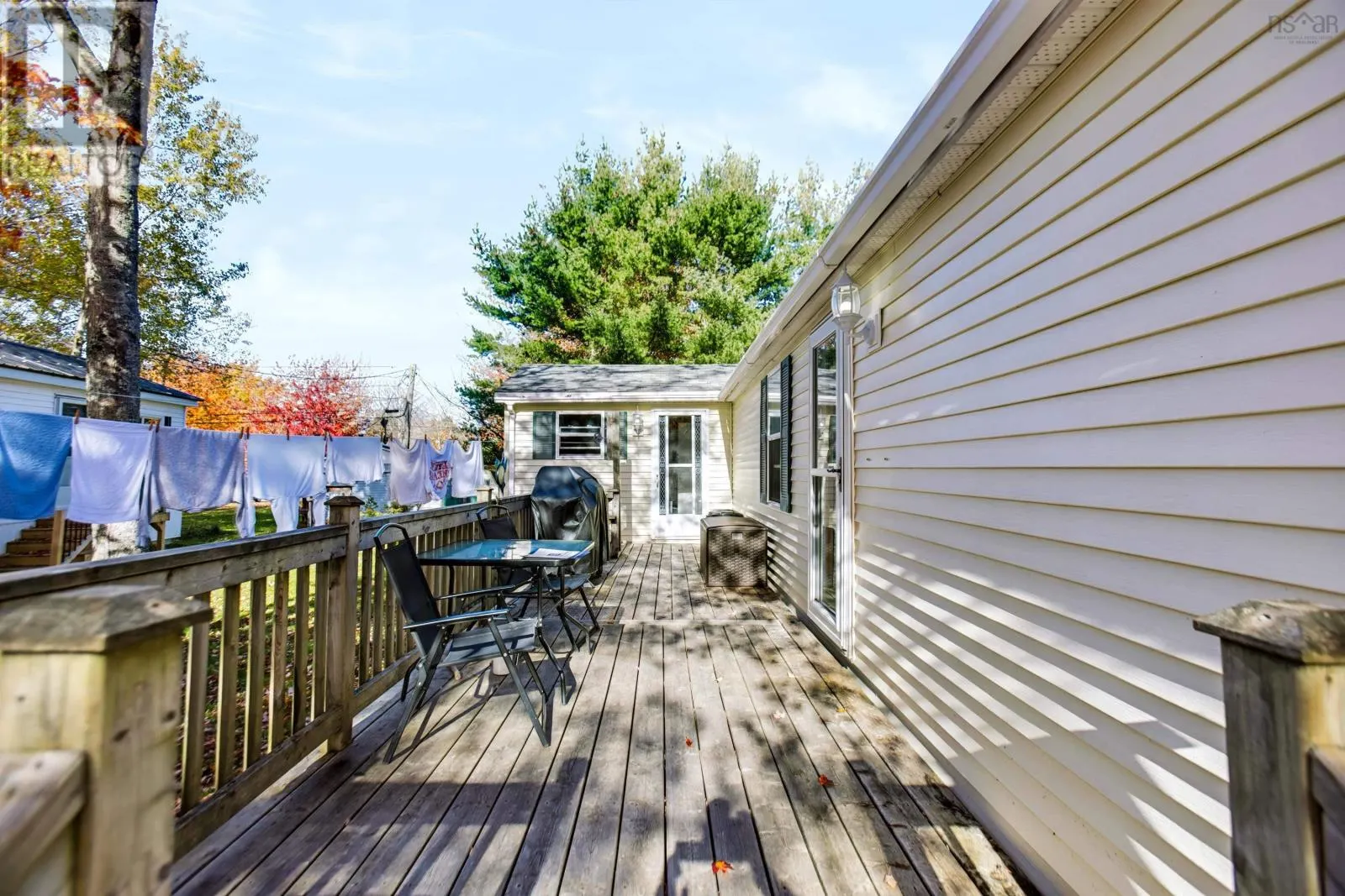 15 Woodlawn Drive