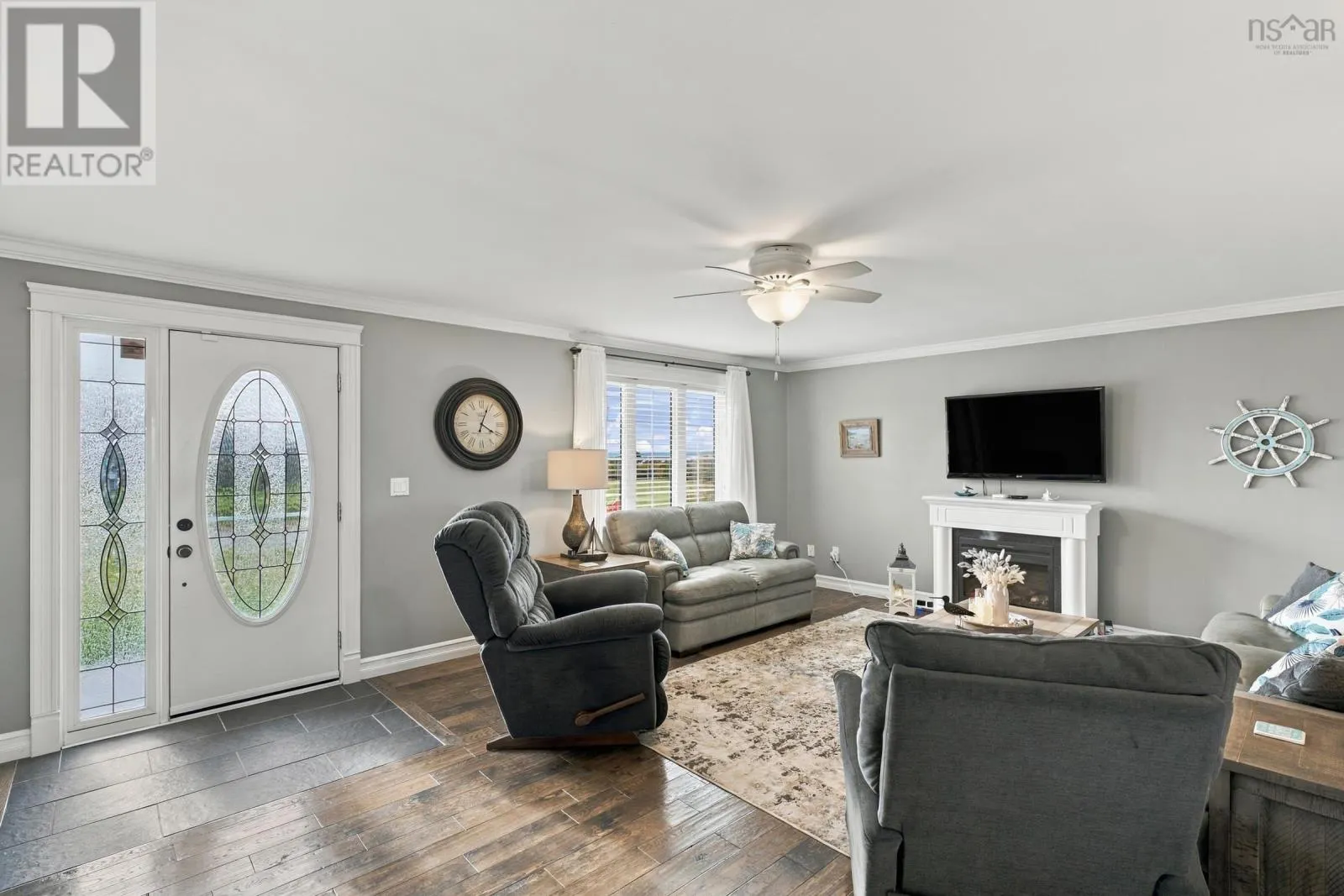 63 Dixon Road