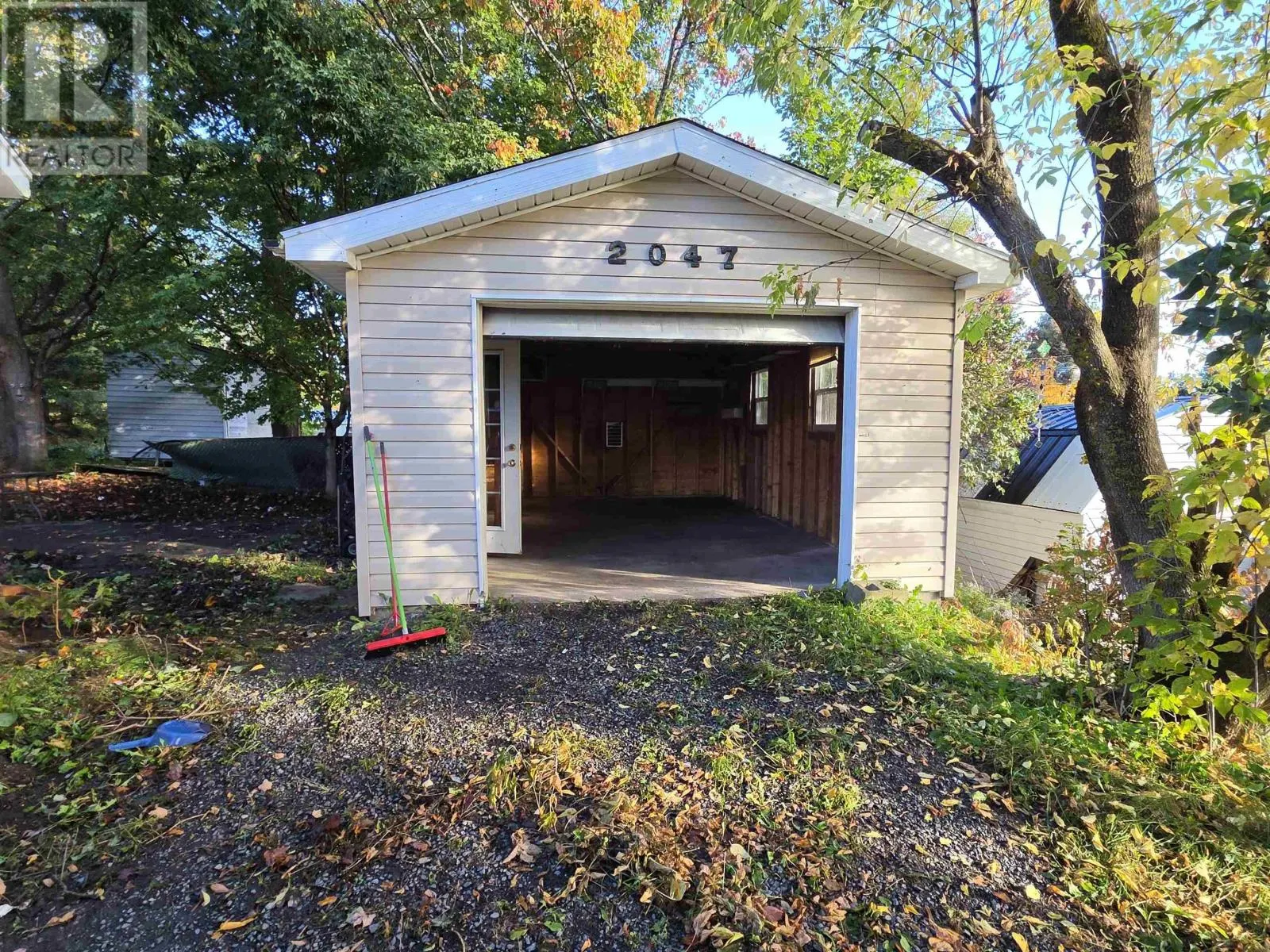 2047 East Prince Street