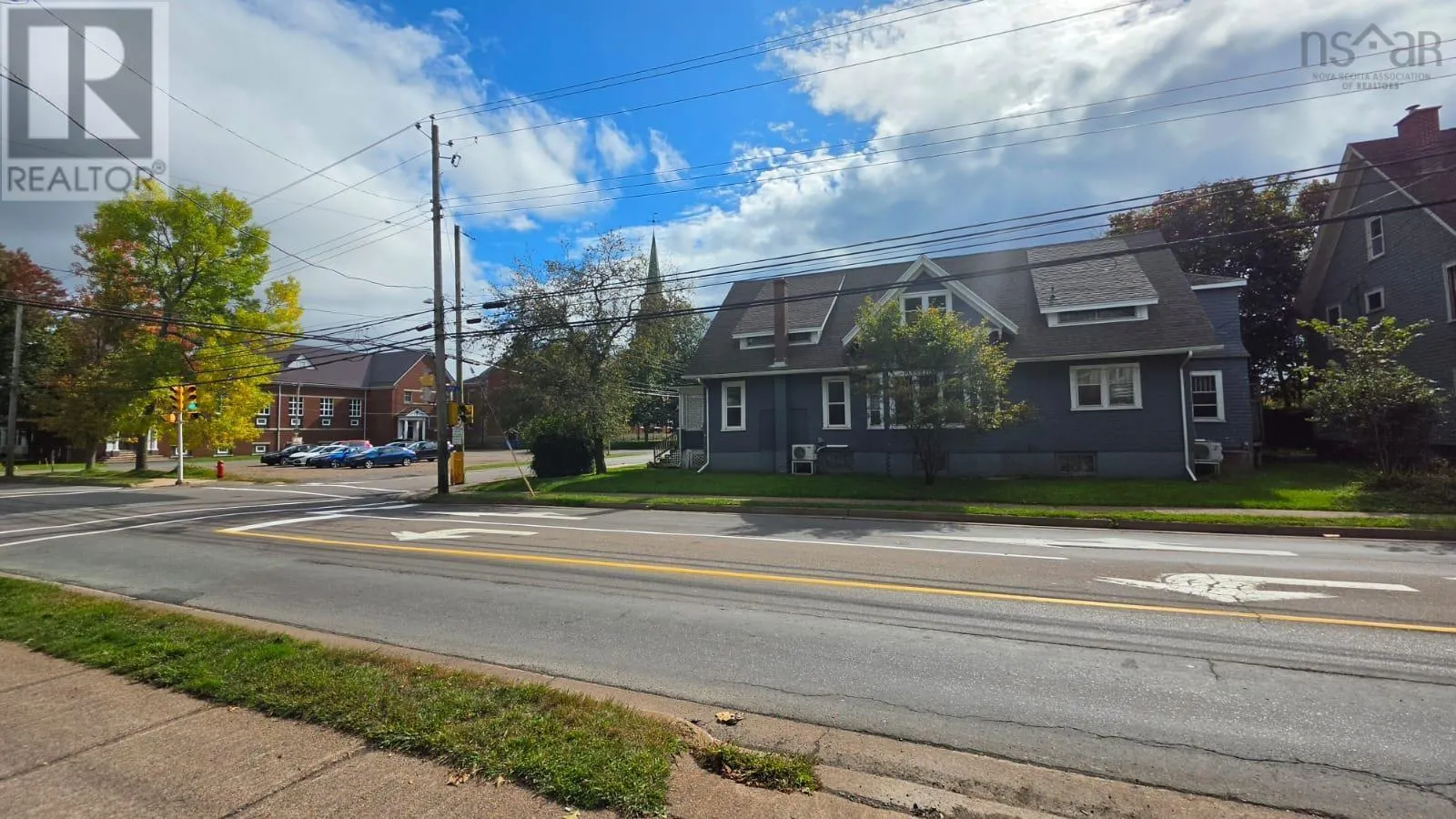 104 Lorne Avenue