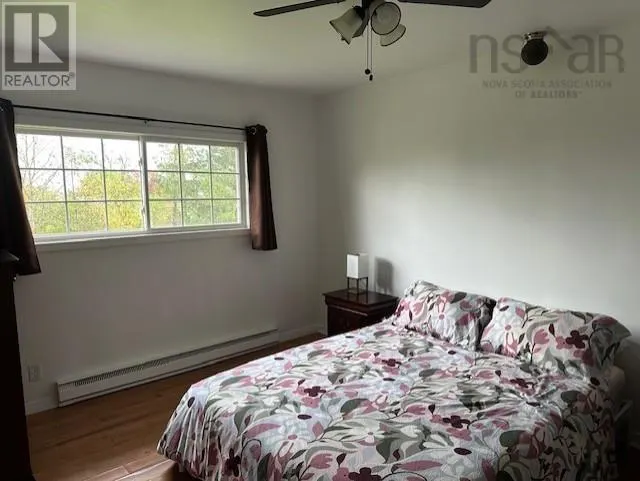 14 Hillside Drive