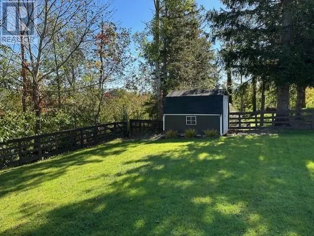 14 Hillside Drive