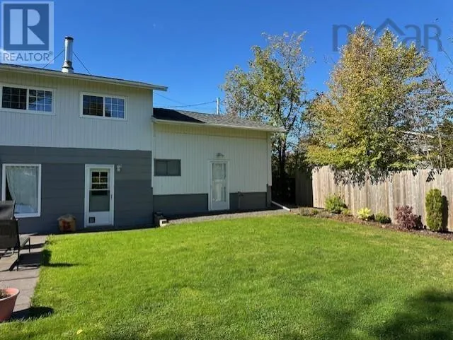 14 Hillside Drive