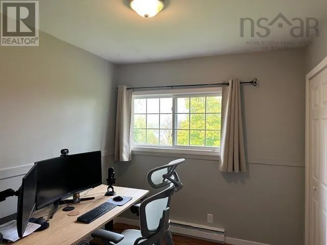 14 Hillside Drive