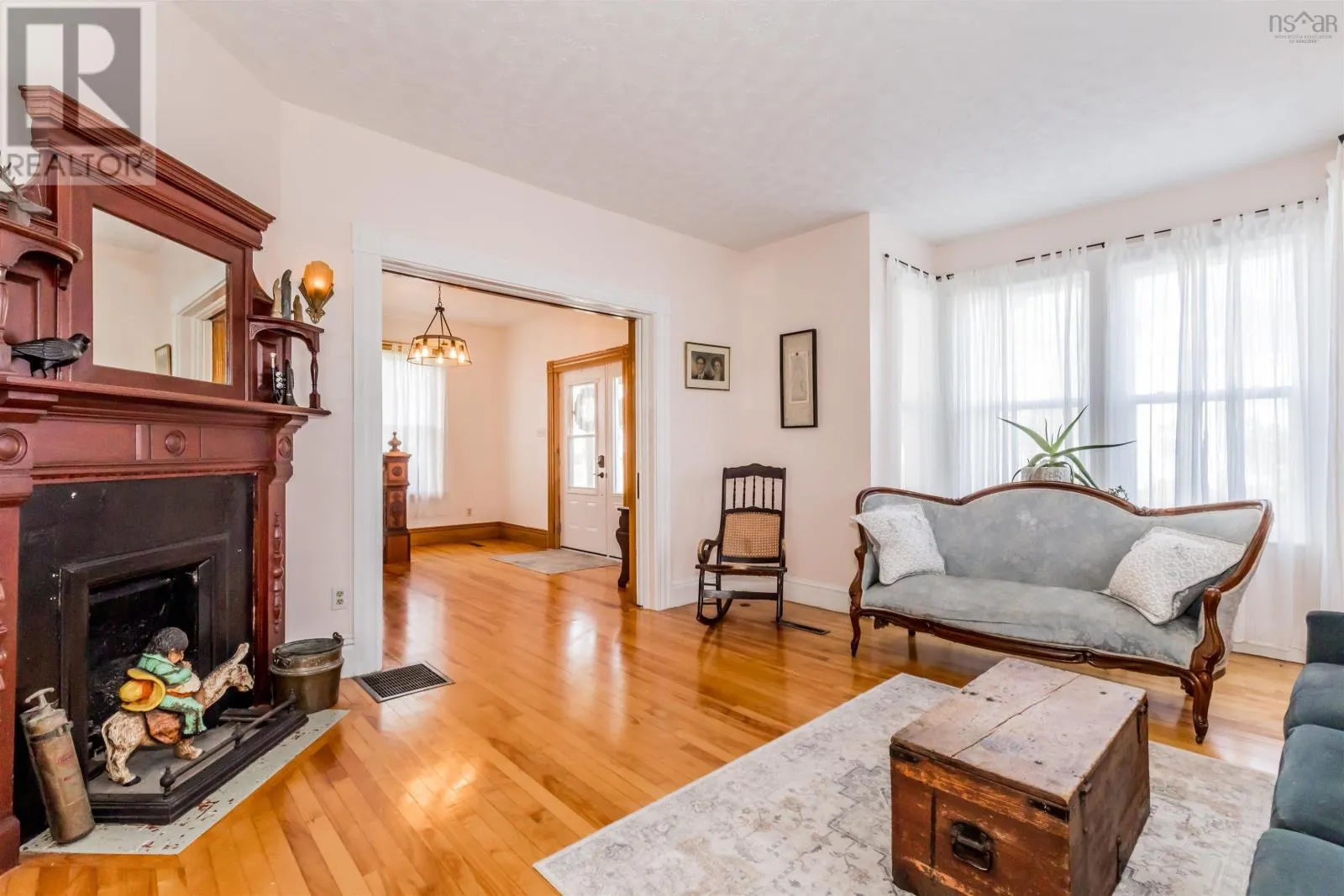 13 Lawrencetown Lane