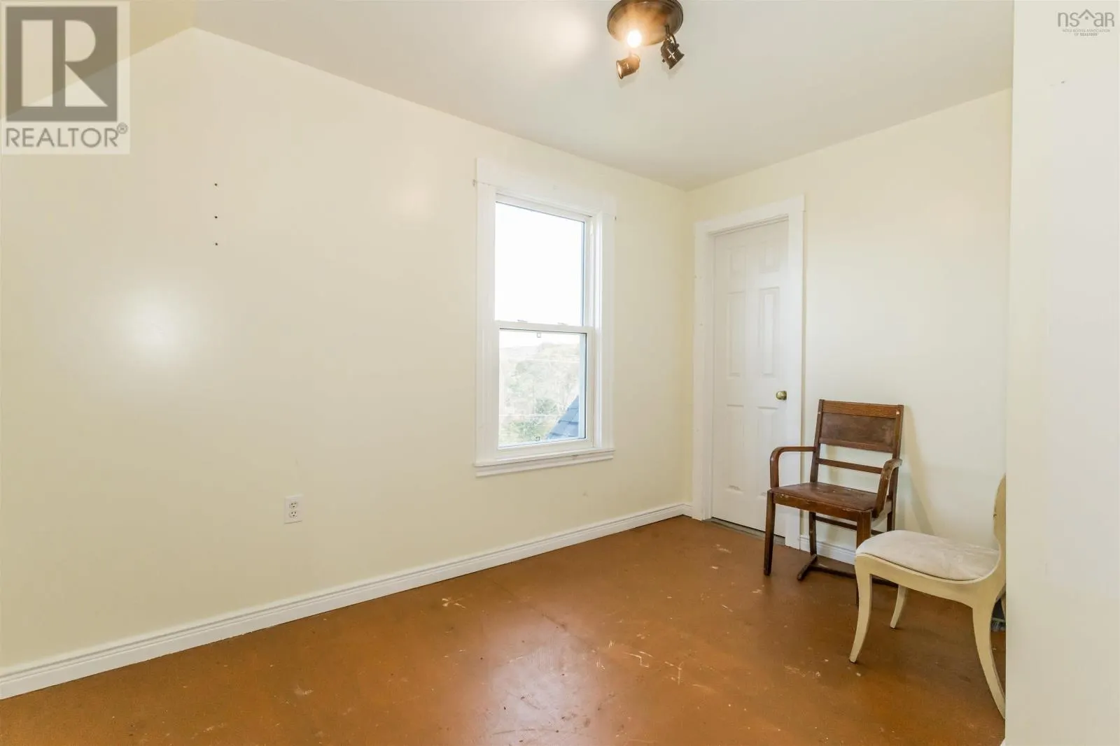 13 Lawrencetown Lane