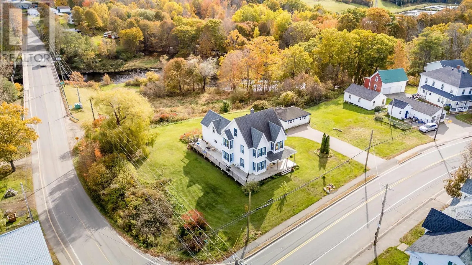 13 Lawrencetown Lane