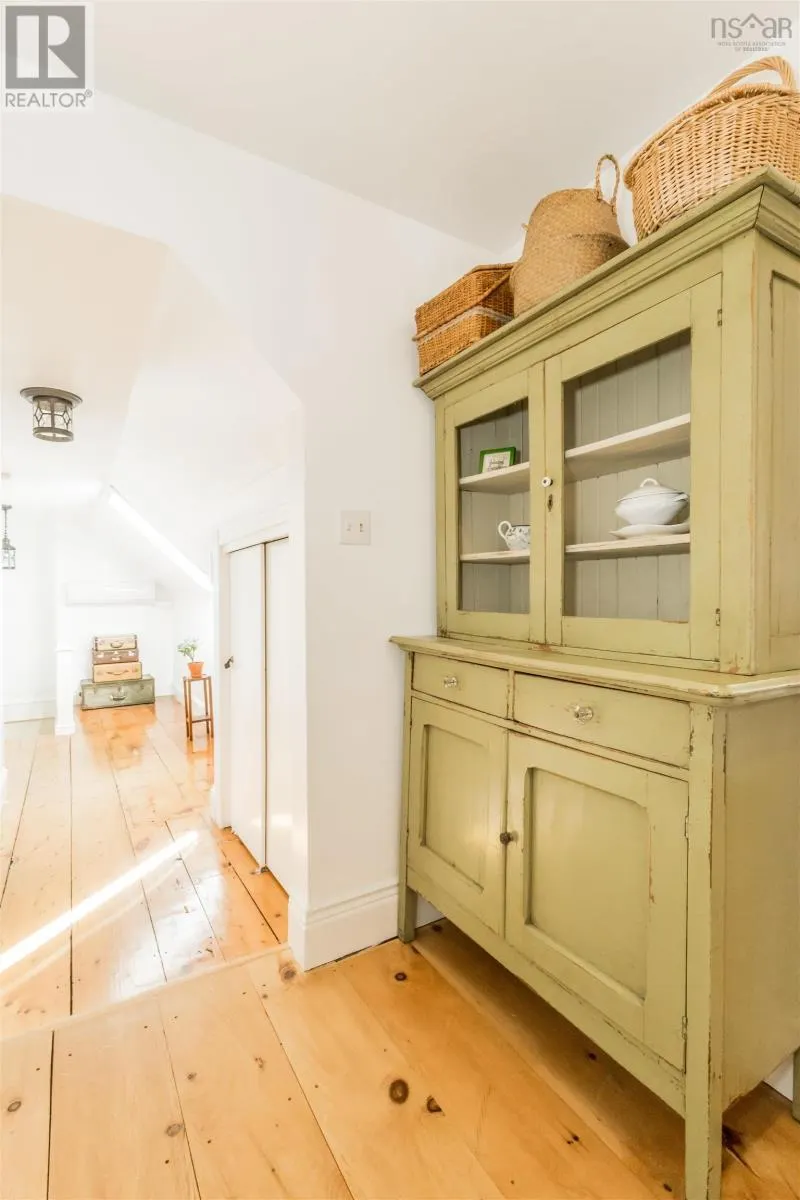 13 Lawrencetown Lane