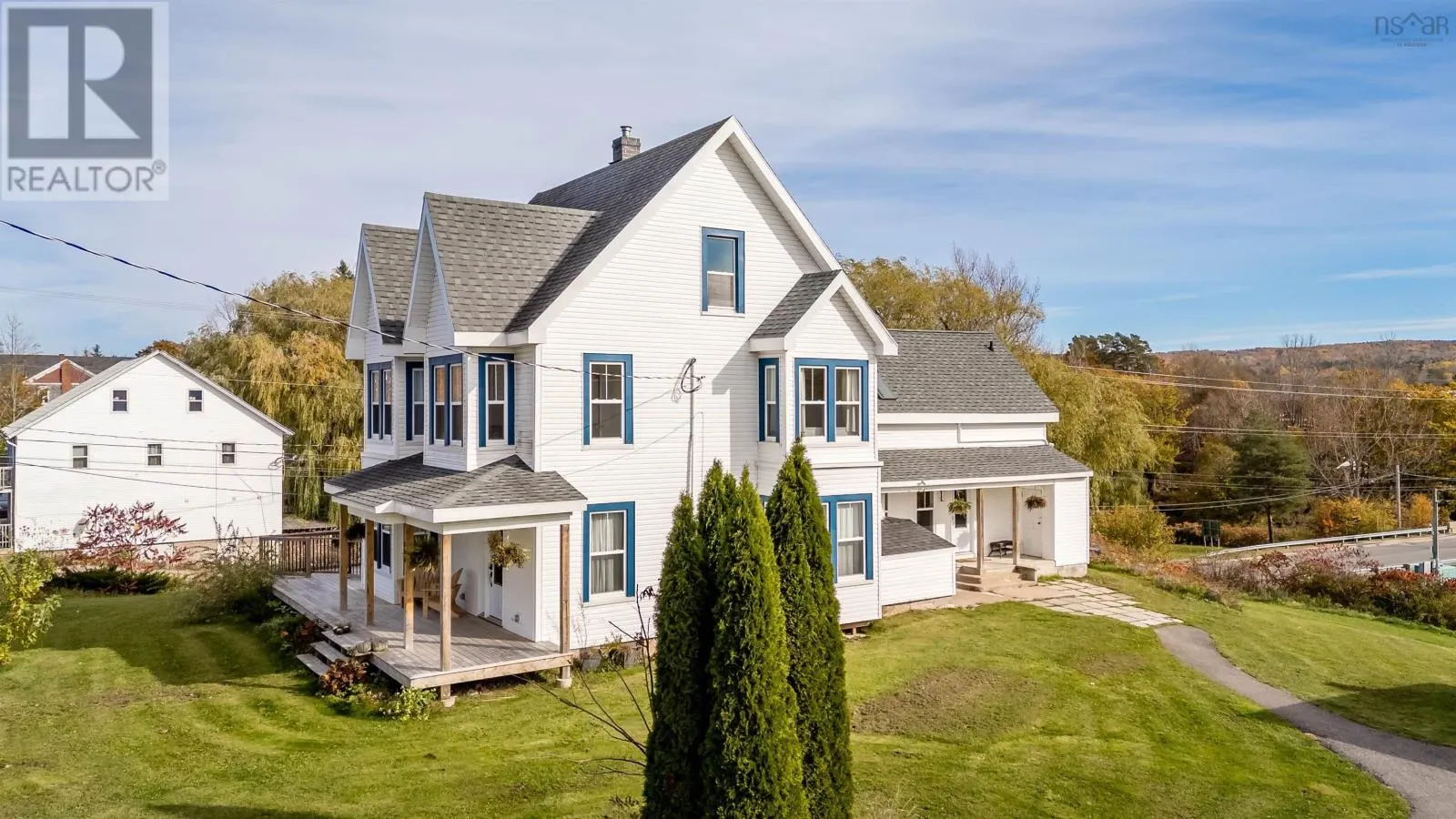 13 Lawrencetown Lane