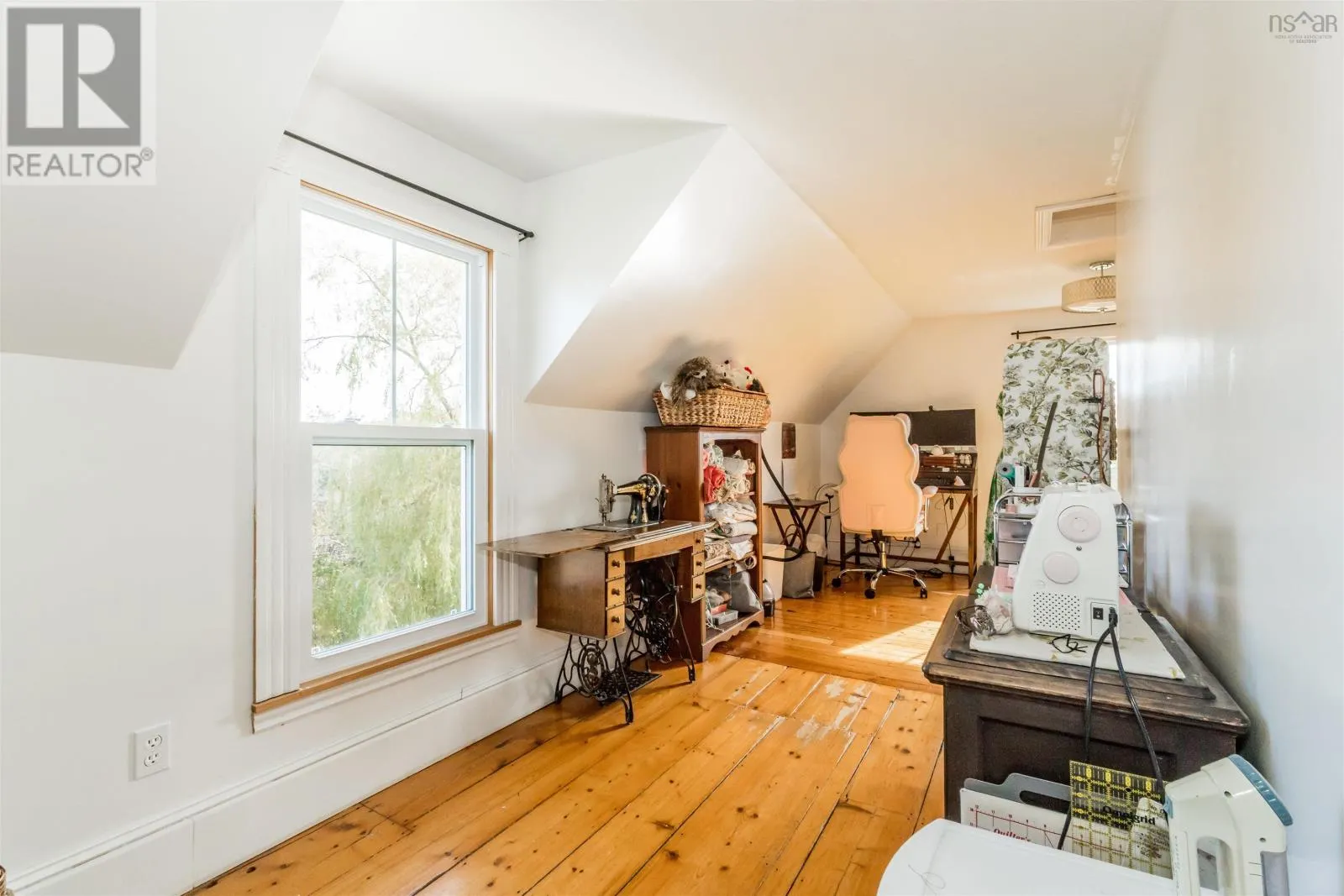 13 Lawrencetown Lane