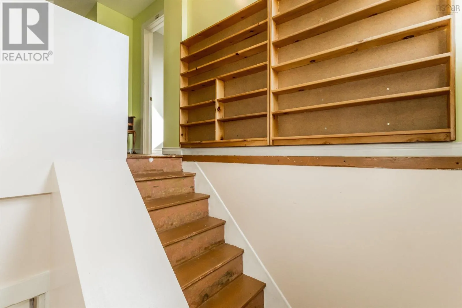 13 Lawrencetown Lane