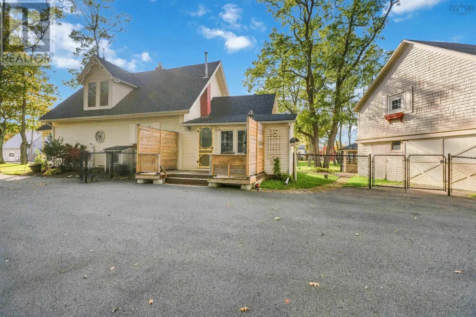 2151 Highway 1