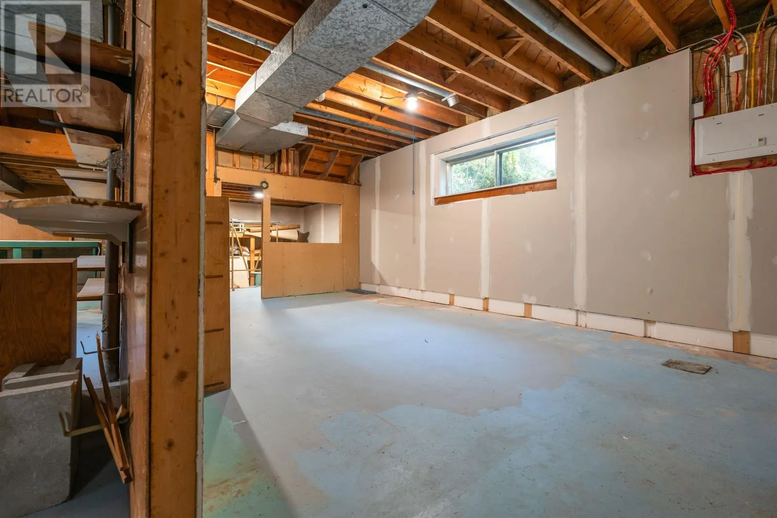 213 Crichton Avenue