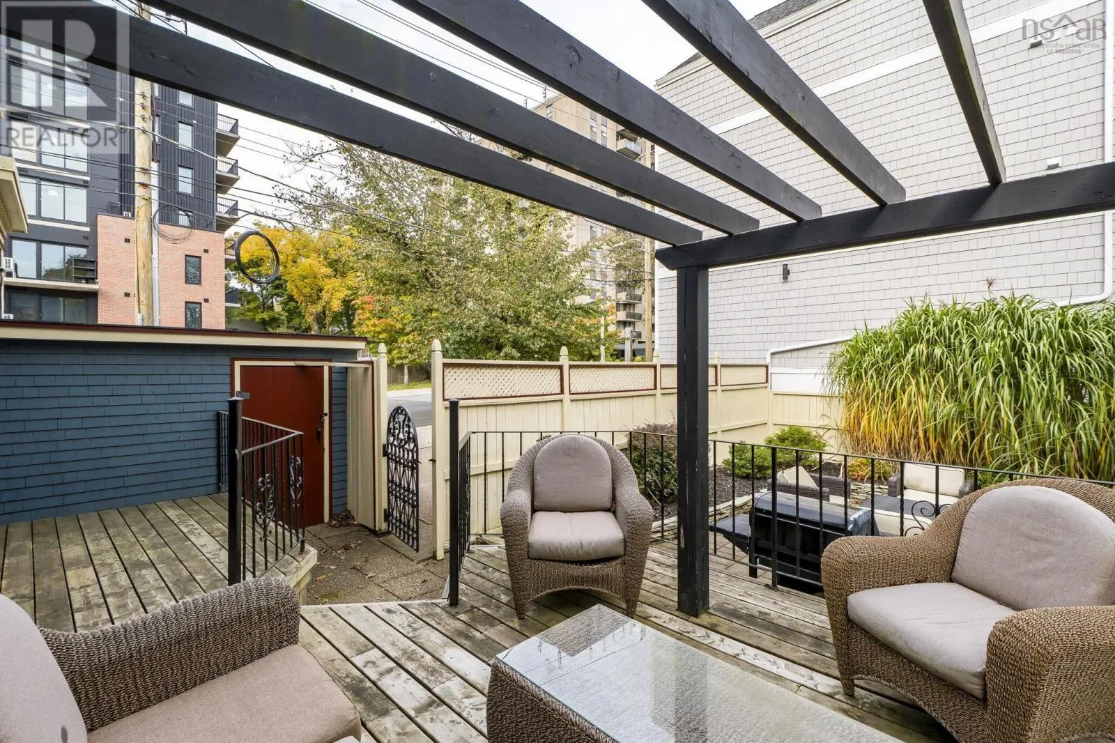 5691 INGLIS Street