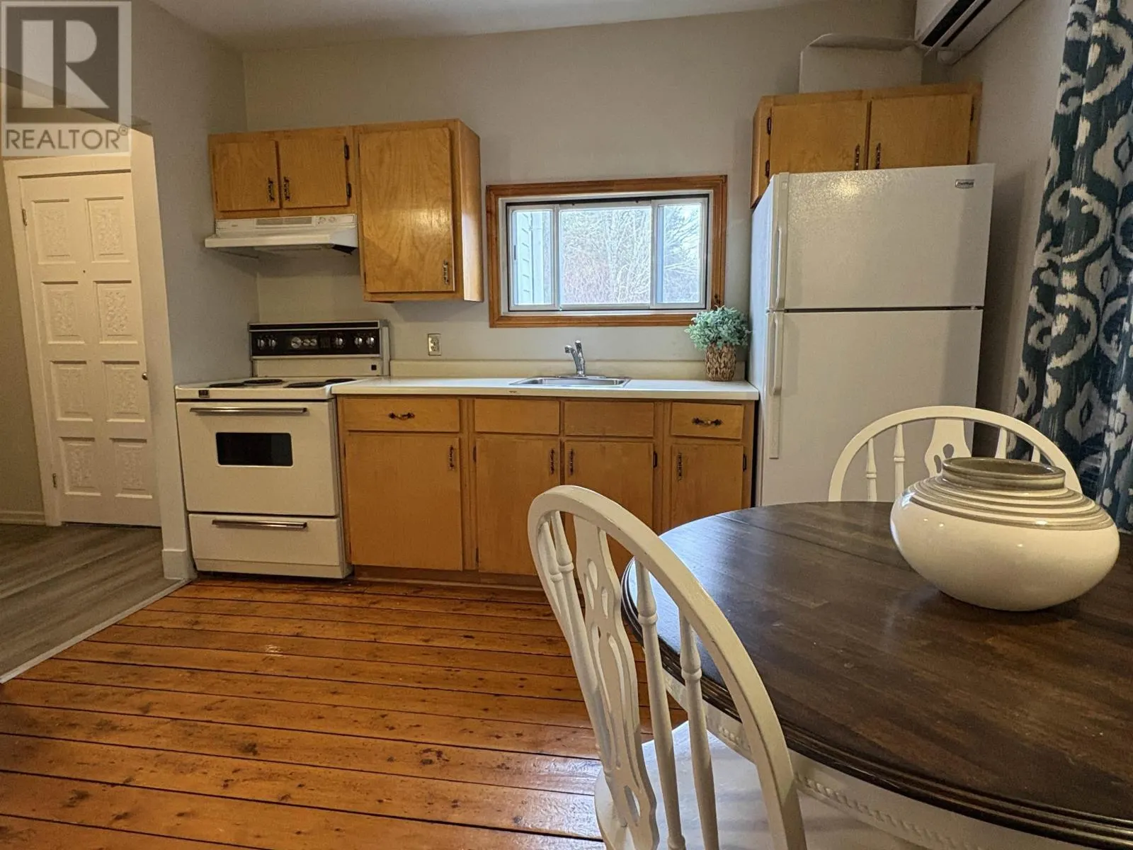 5170 Stellarton Trafalgar Road
