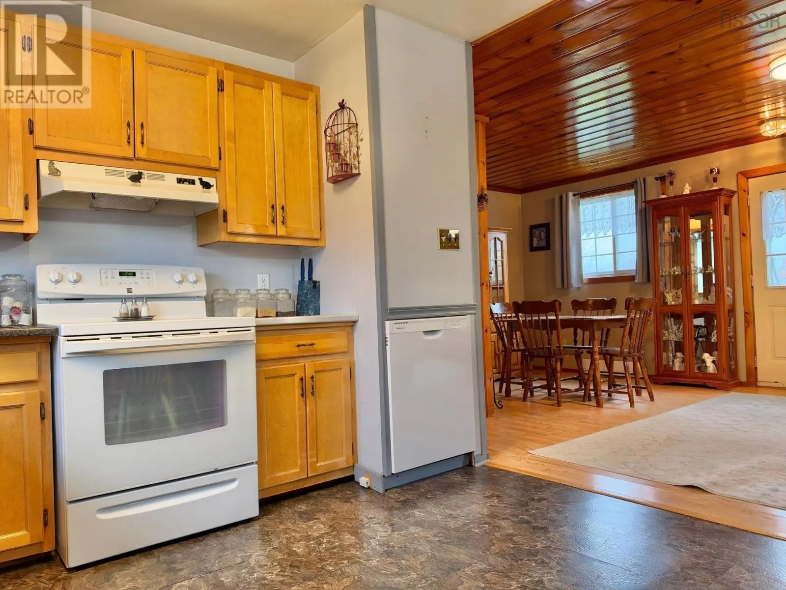 657 North Kemptville Road