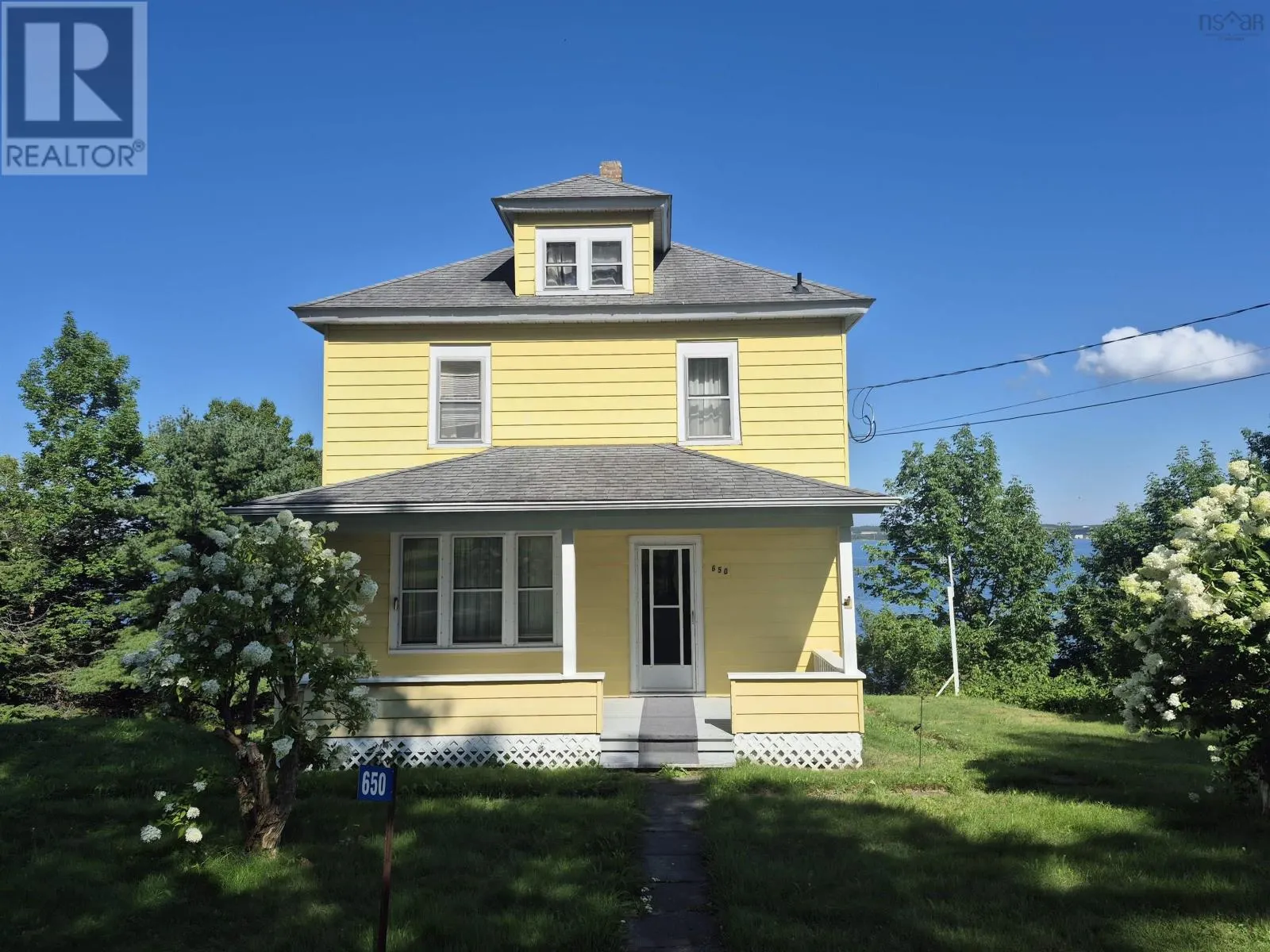 650 Main St Street