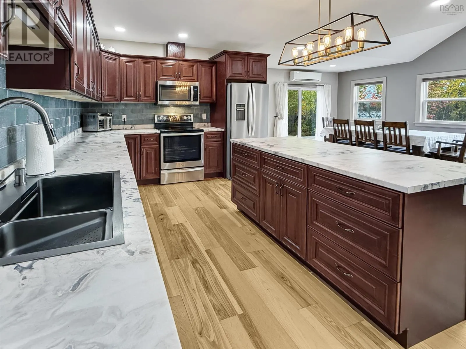 59 Chardonnay Lane
