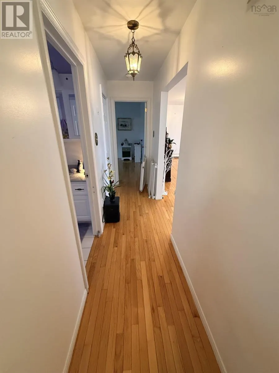 24 Andrews Avenue