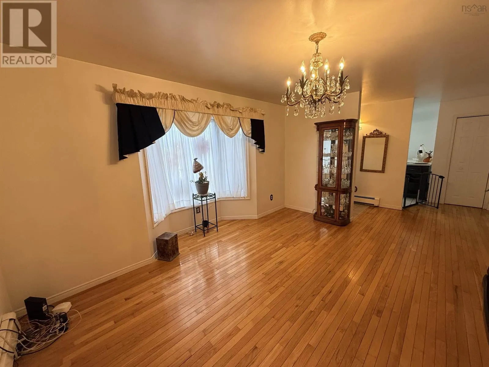 24 Andrews Avenue
