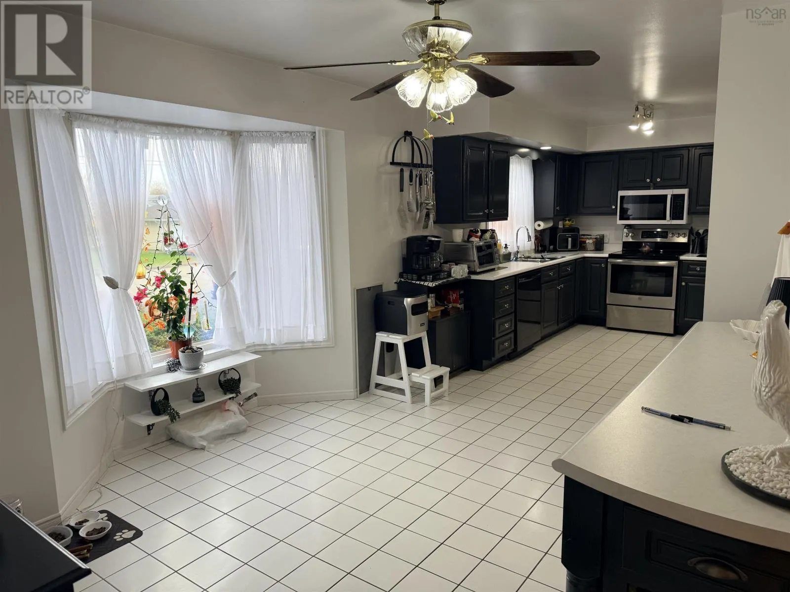 24 Andrews Avenue
