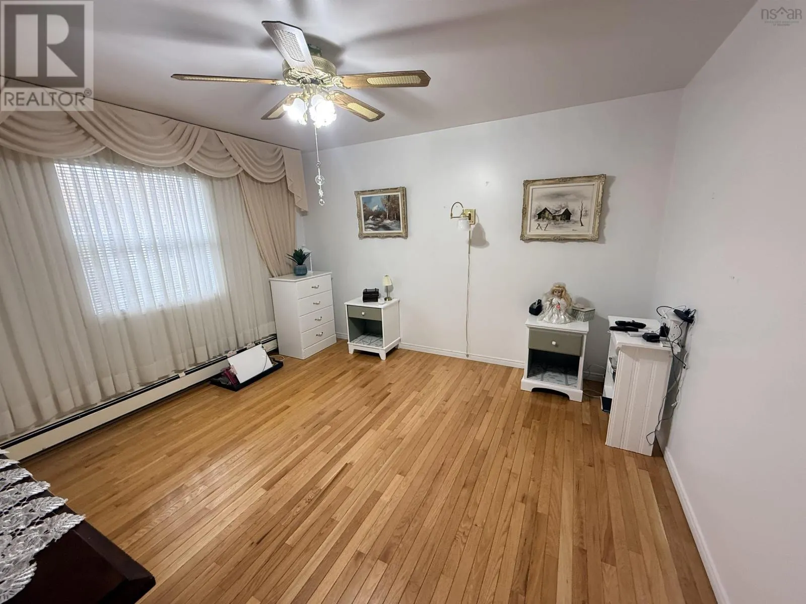 24 Andrews Avenue