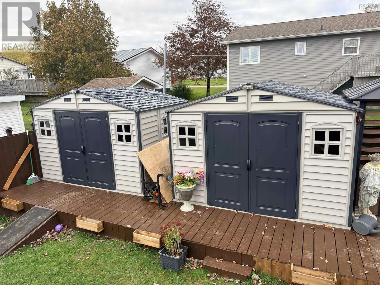 24 Andrews Avenue