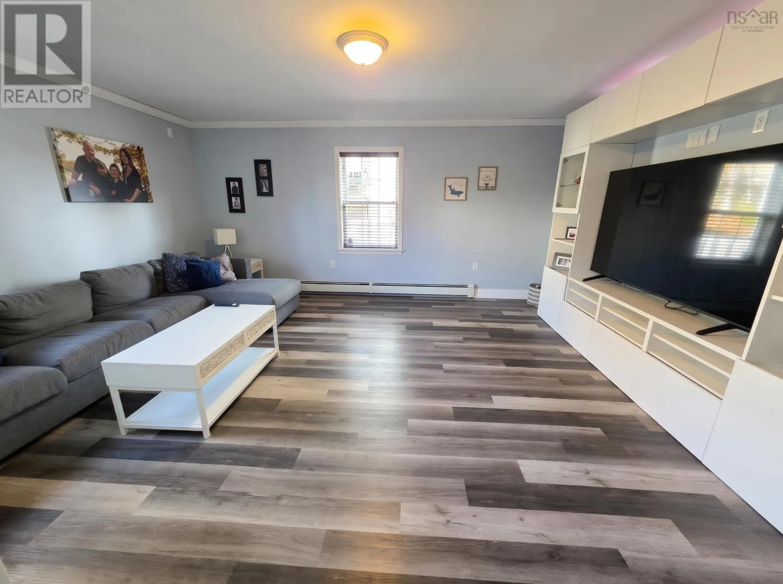 64 ROSSING Drive