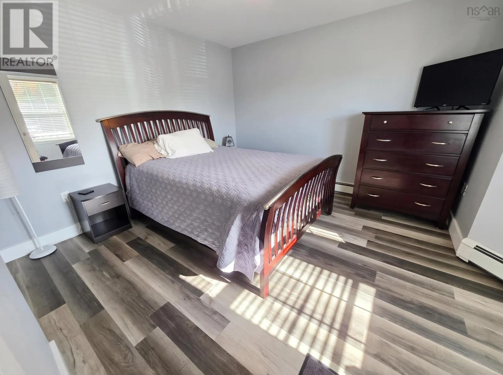64 ROSSING Drive