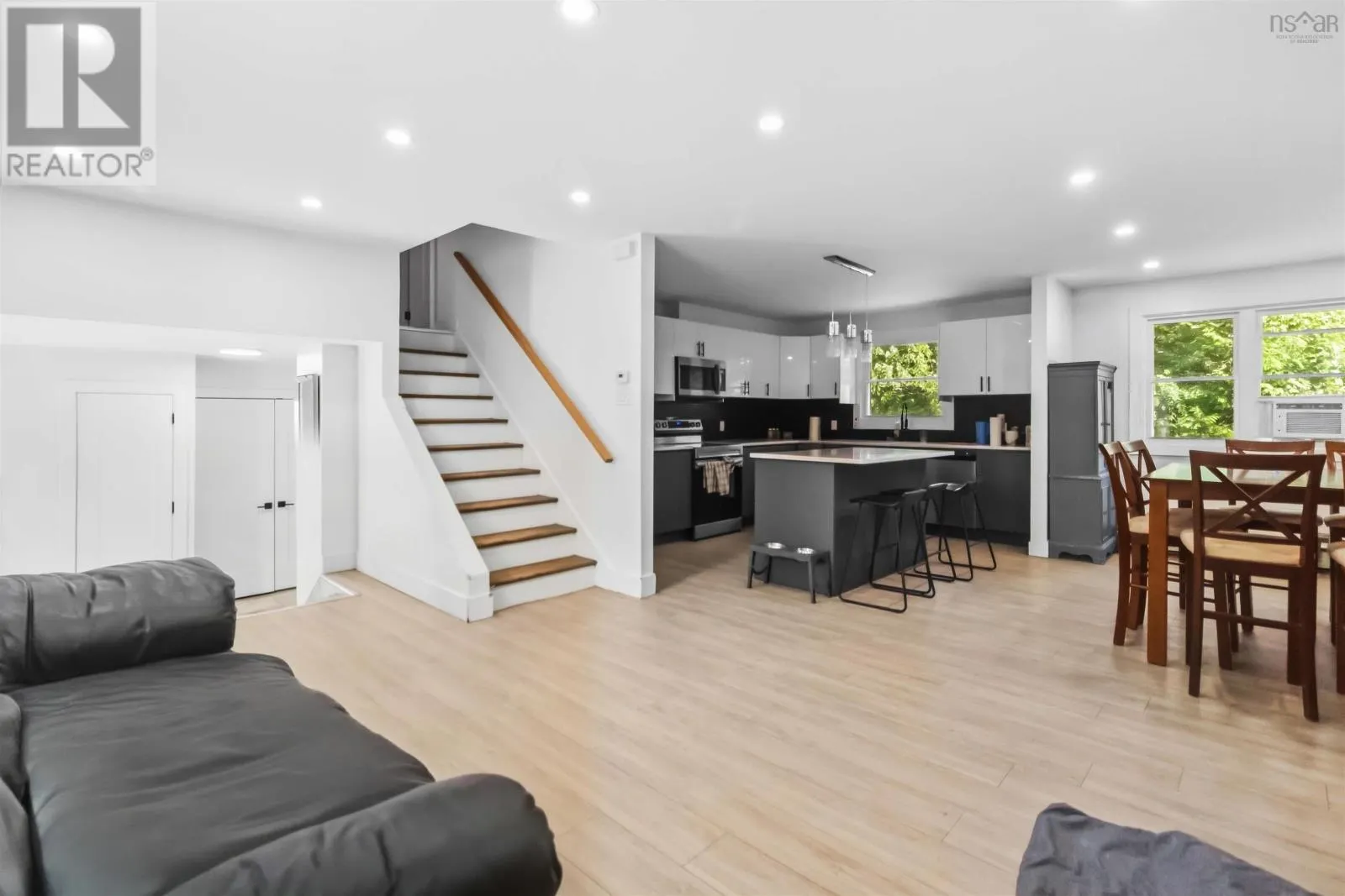 36 Shoreview Drive