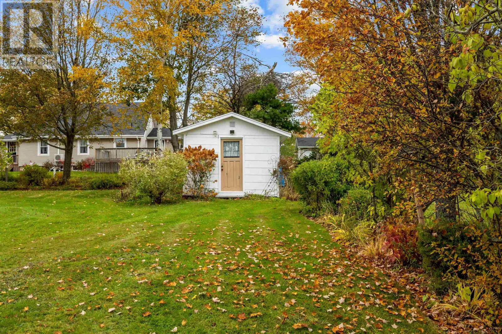 72 MacRae Drive