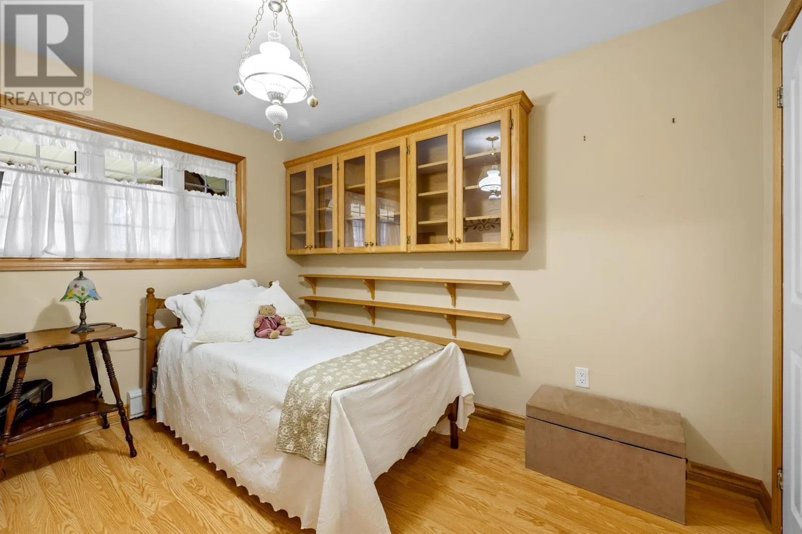 72 MacRae Drive